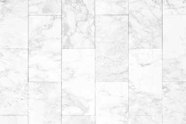 Güneş ışığı ile beyaz mermer desen duvardan soyut arka plan