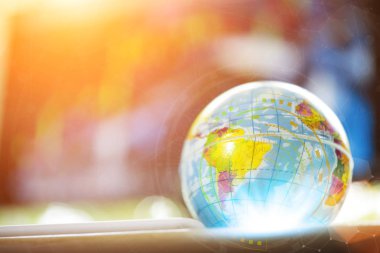 İnternet teknolojisini bağlayan küreselleşme. Nesil dijital