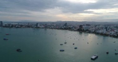 Havadan görünümü uçan Pattaya beach Tayland