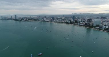 Havadan görünümü uçan Pattaya beach Tayland