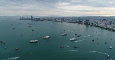 Havadan görünümü uçan Pattaya beach Tayland