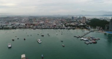 Havadan görünümü uçan Pattaya beach Tayland