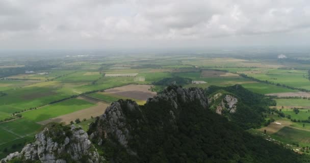 Letecký Pohled Letící Nad Hora Thajsku — Stock video
