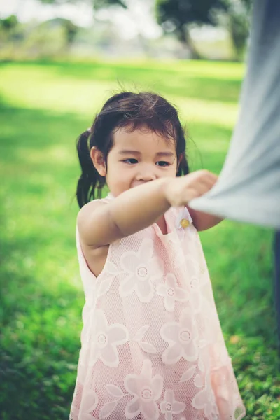Smiling Young Girl Standing Park Happy Time — Stock Photo, Image