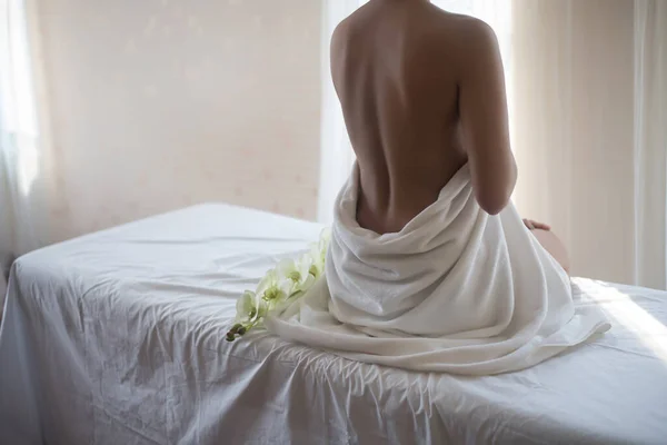 Vacker Ung Kvinna Spa Salong Massage Koppla Och Frisk — Stockfoto