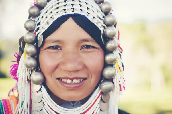 Χαμόγελο Πρόσωπο Κοντά Νεαρή Γυναίκα Hill Φυλή — Φωτογραφία Αρχείου