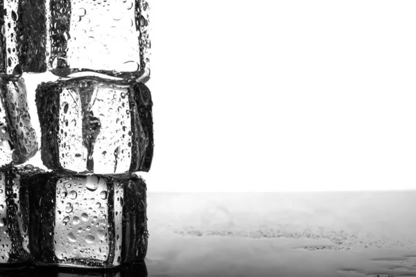 Cubos Hielo Con Gota Agua —  Fotos de Stock