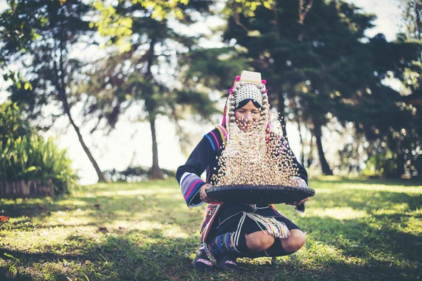 Akha Pomocí Vinného Koše Oddělující Arabskou Kávu Skořápky Akha Severu — Stock fotografie