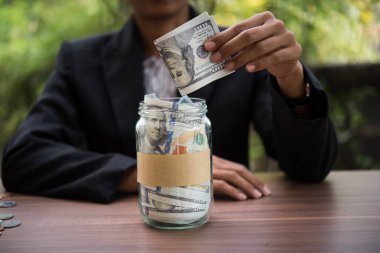 İş finansmanı. Yatırım konsepti için para biriktir.