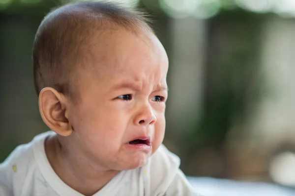 Menino Chorando Triste Retrato Infantil — Fotografia de Stock