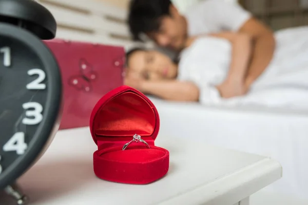 Anillos Boda Una Caja Cama — Foto de Stock