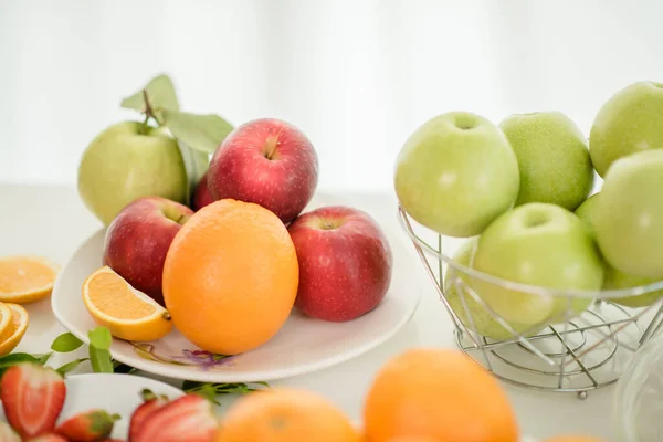 各种水果 保健和健康概念 — 图库照片