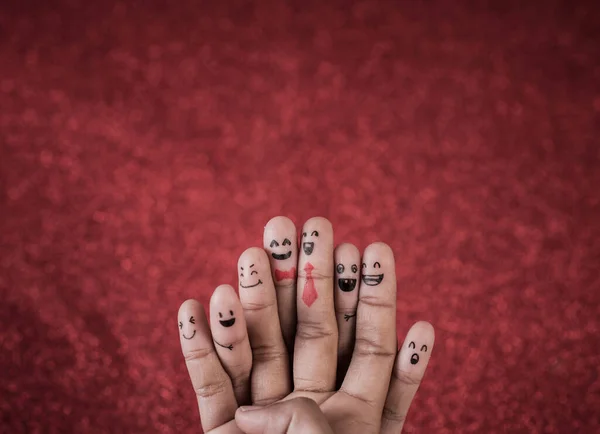 Finger Mit Emotionen Auf Rotem Hintergrund — Stockfoto