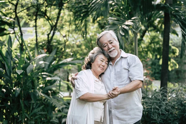 Ancianos Parejas Bailando Juntas —  Fotos de Stock