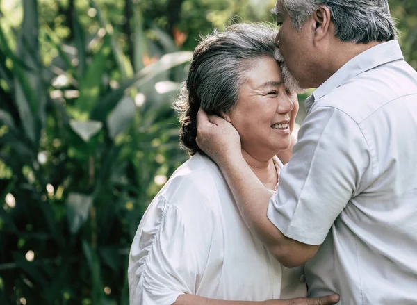 Ancianos Parejas Bailando Juntas —  Fotos de Stock