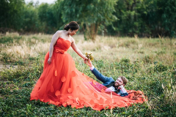 Bruid Bruidegom Hebben Romantiek Gelukkig Samen — Stockfoto