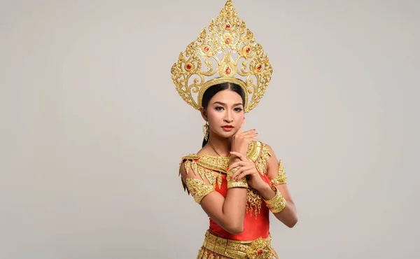 Schöne Thailänderin Thailändischen Kleid — Stockfoto