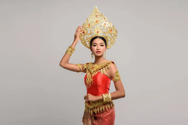 Krásná Thajská Žena Thajských Šatech — Stock fotografie
