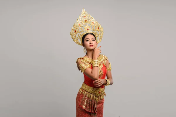 Beautyful Thai Woman Wearing Thai Dress — Stock Photo, Image