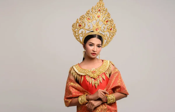 Belles Femmes Thaïlandaises Portant Une Robe Thaïlandaise — Photo