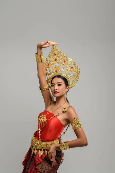 Mulheres Tailandesas Bonitas Vestindo Vestido Tailandês Dança Tailandesa — Fotografia de Stock