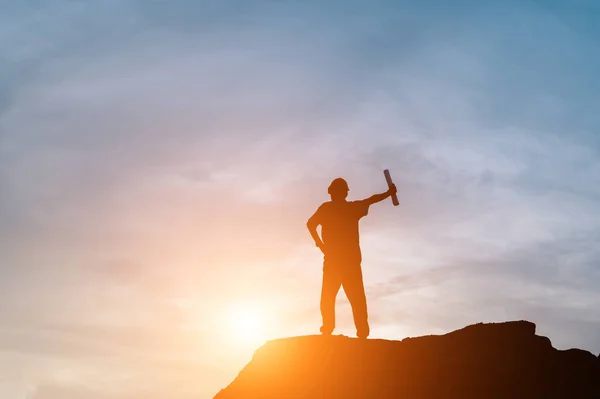 Silhouette Top Mountain Successful — Stock Photo, Image