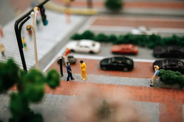 Крупним Планом Невелика Дорожня Поліція Оглядає Автомобілістів — стокове фото