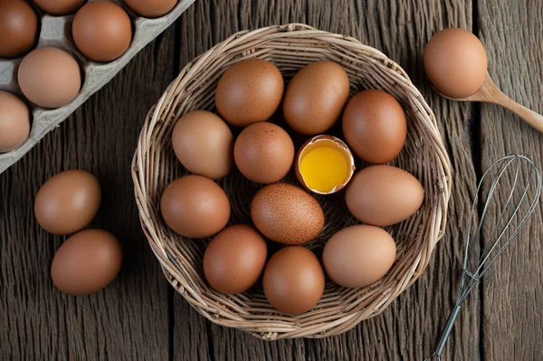 Lay Eggs Wooden Basket Wooden Floor Top View — Stock Photo, Image