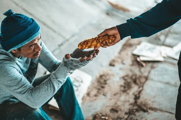 Begging Bridge Person Who Handed Bread — Stock Photo, Image