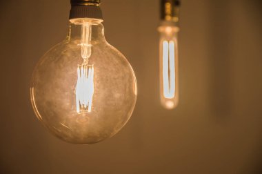 vintage ampuller oda aydınlatmak