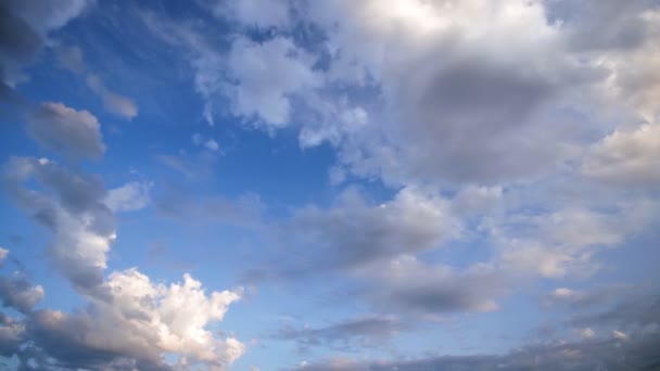 Time Lapse Van Wolken Tijdens Zonsondergang Vervagen Kleuren Verf Een — Stockvideo