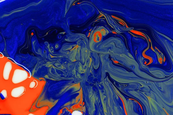물에 페인트의 패턴 — 스톡 사진