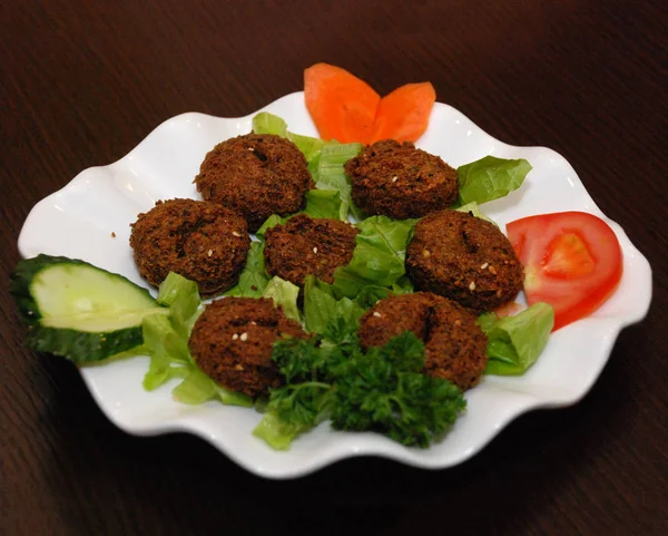 arabic cuisine dish falafel, middle east cuisine