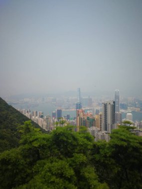 Baharda Peak Victoria'dan Hong Kong'un görünümü