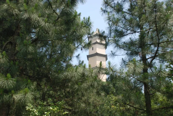 Antigua Torre China Cima Montaña — Foto de Stock