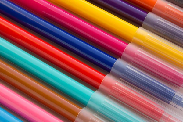 Background Multi Colored Felt Tip Pens Located Slight Angle Daylight — Stock Photo, Image