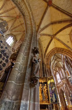  Nuremberg güzel eski Kilisesi