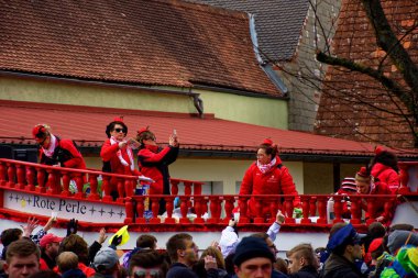 Almanya. Bavyera. Mitteleschenbach Ansbach District - 3 Mar 2019: Karnaval alayı. 