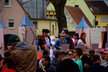 Almanya. Bavyera. Mitteleschenbach Ansbach District - 3 Mar 2019: Karnaval alayı. 