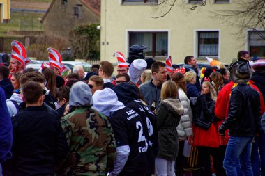 Almanya. Bavyera. Mitteleschenbach Ansbach District - 3 Mar 2019: Karnaval alayı. 