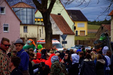Almanya. Bavyera. Mitteleschenbach Ansbach District - 3 Mar 2019: Karnaval alayı. 