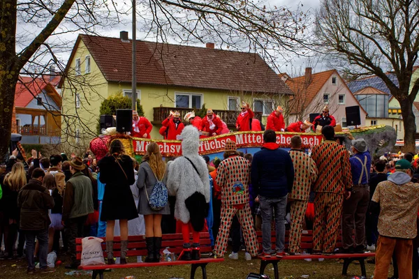 Almanya. Bavyera. Mitteleschenbach Ansbach District - 3 Mar 2019: Karnaval alayı. 