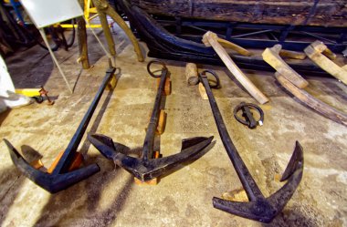 Savaştan önce Khorytsia Ukrayna adasında sıcak bir gün.