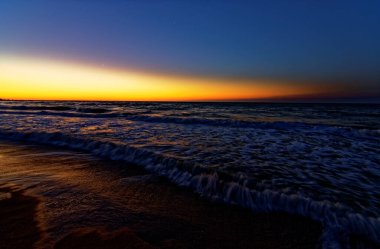 Sabahın köründe güzel bir deniz