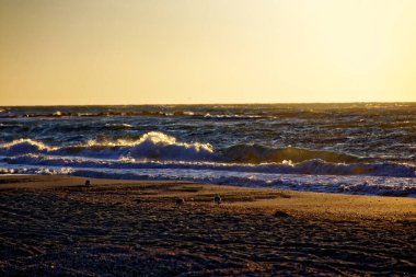 Sabahın köründe güzel bir deniz