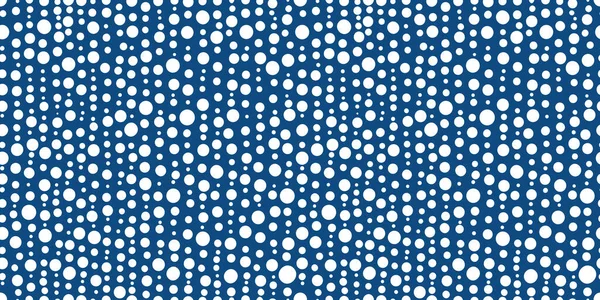 色彩斑斓的手绘抽象蓝色背景Polka点图案 — 图库照片