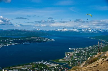 Tromso, Norveç panorama bir yaz gününde