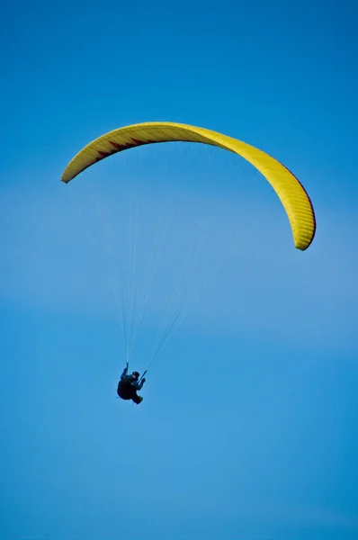 Paraglider Blue Sky — Stock Photo, Image