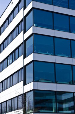 Poznan Polonya bina modern tasarım ofisi.