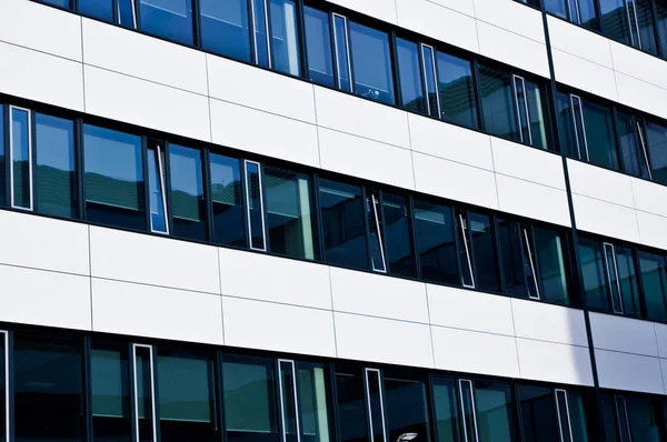 Poznan Polonya bina modern tasarım ofisi.